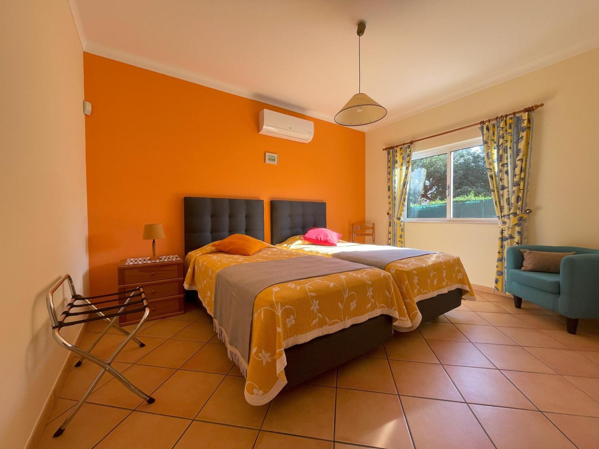 Villa Eber - Independent 1 & 2 Bedroom Apartments, Pool, Air Con, Fast Wi-Fi, Near Old Town Of Albufeira And Beaches Luaran gambar